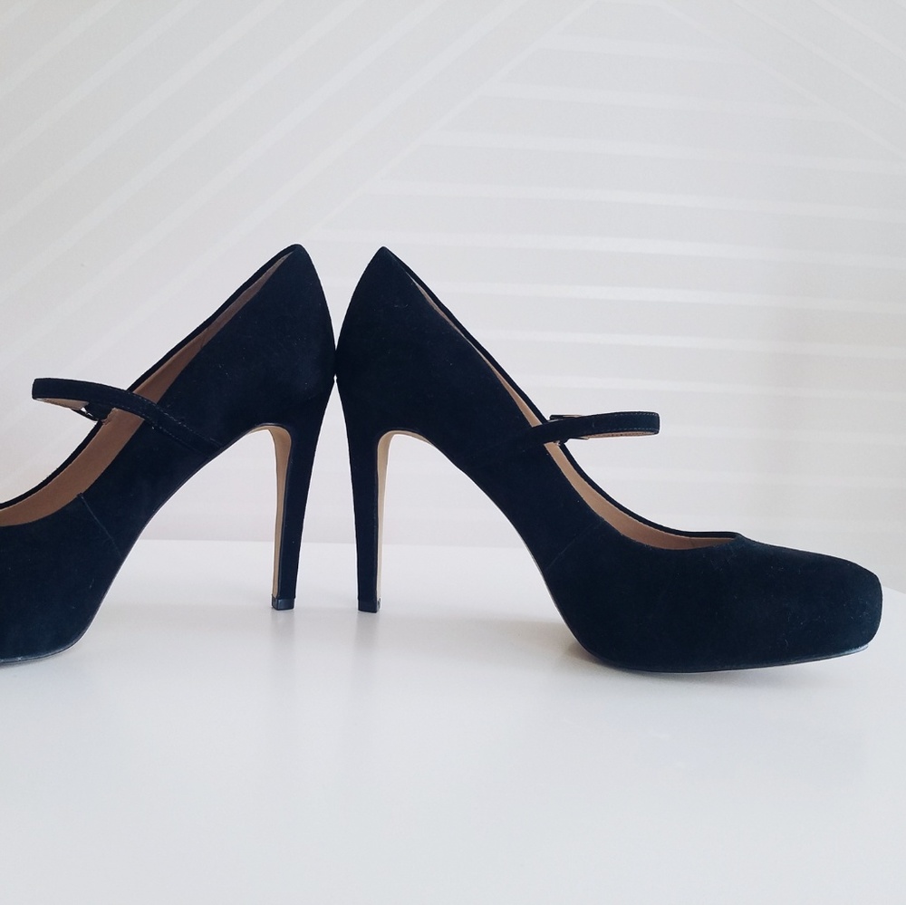 New Vince Camuto Beverly black heels - Picture 6 of 6